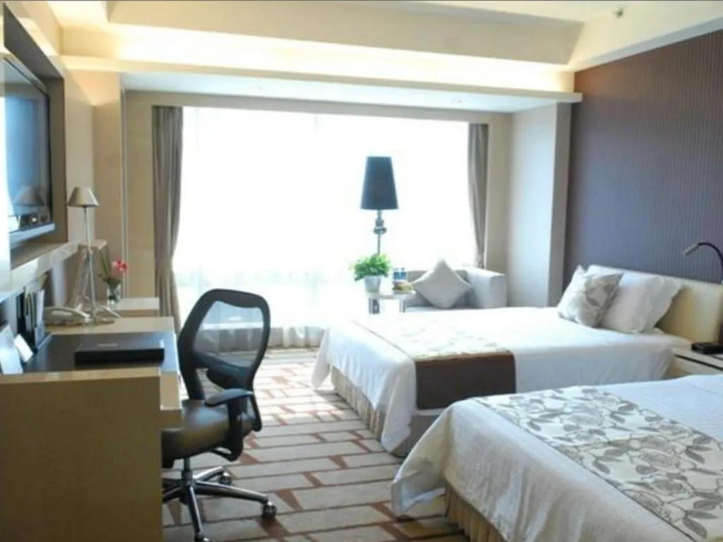 Bed in Changsha Huatian Hotel