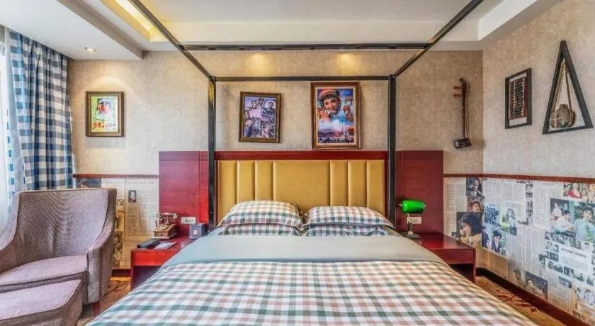 Bed in Changsha Huatian Hotel