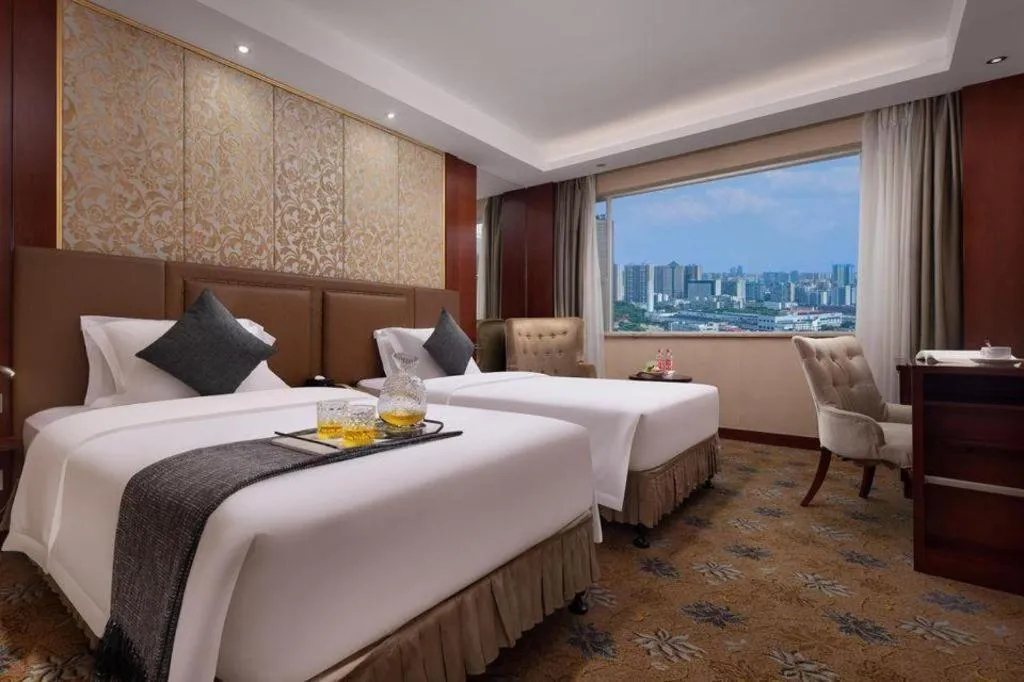 Bed in Changsha Huatian Hotel