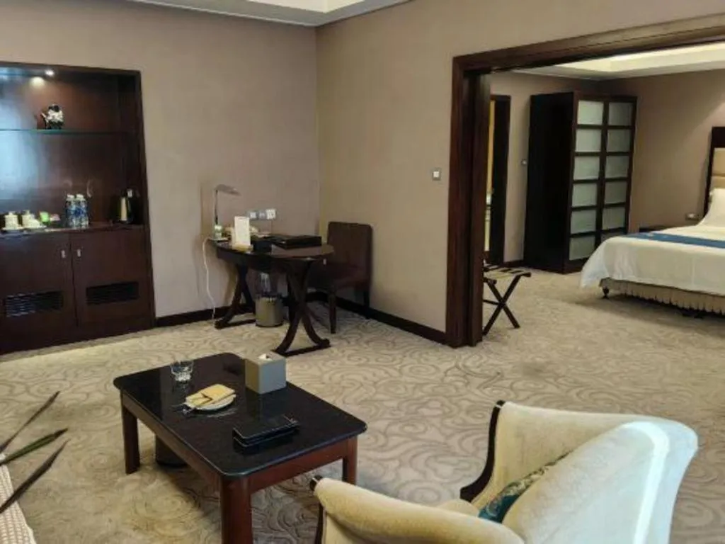 Bed in Changsha Huatian Hotel