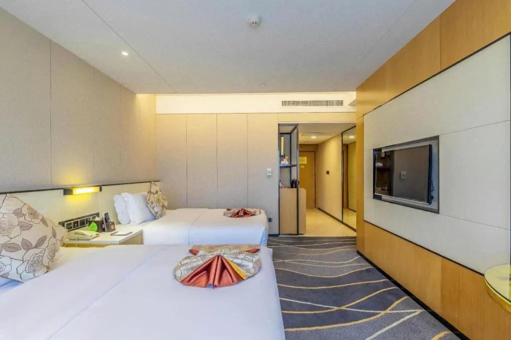 Bed in Changsha Huatian Hotel