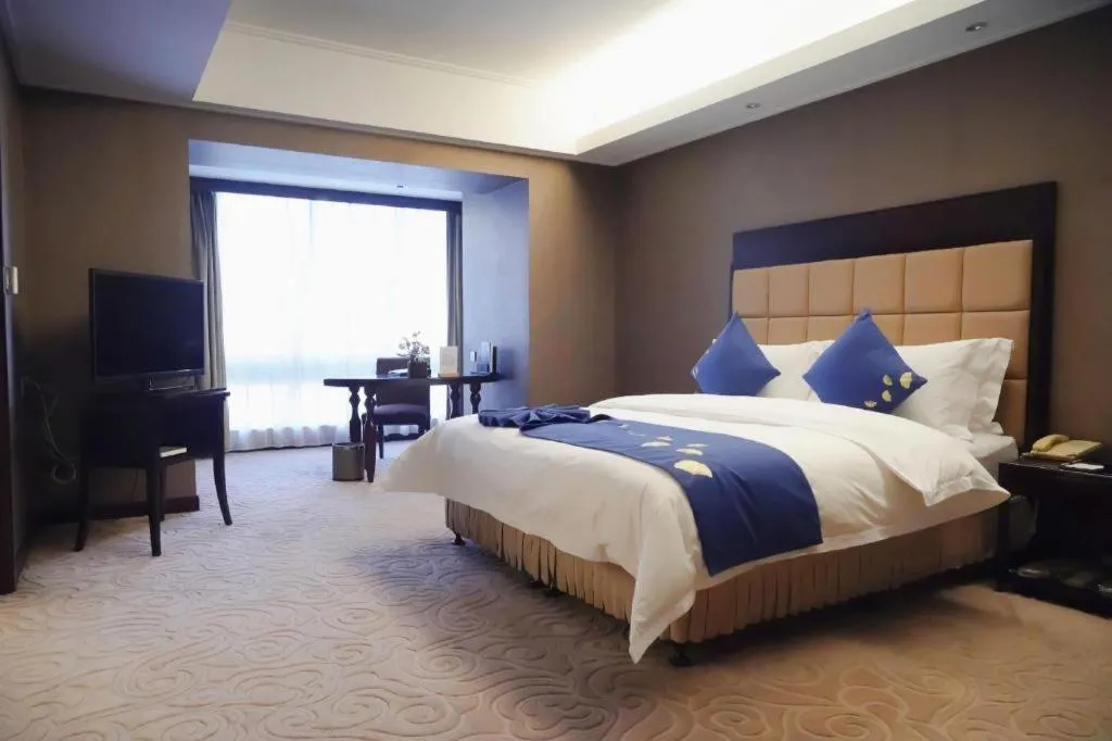 Bed in Changsha Huatian Hotel