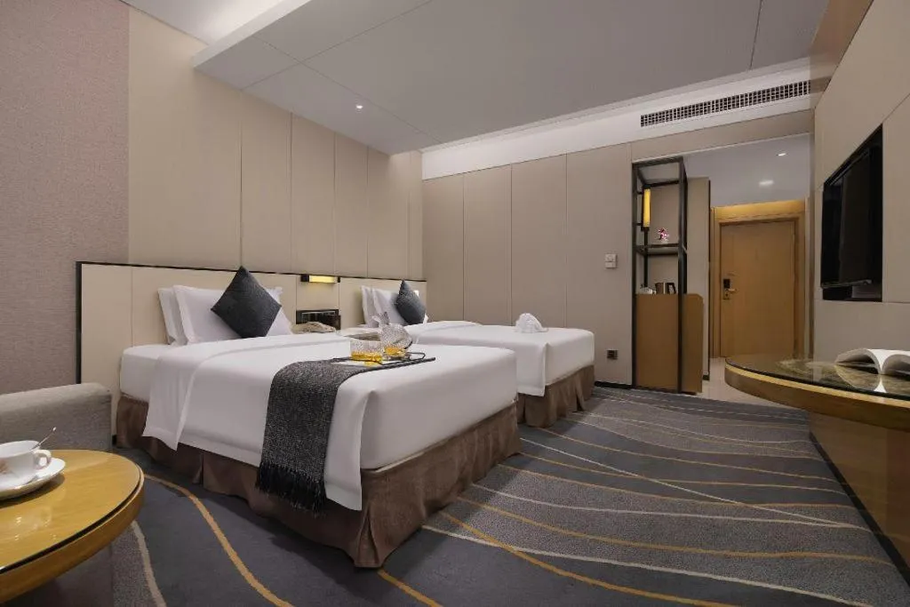 Bed in Changsha Huatian Hotel