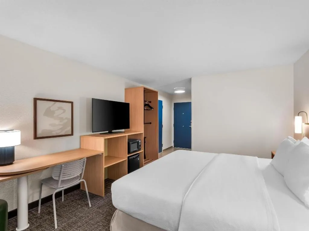 Bed in Spark by Hilton Ann Arbor South