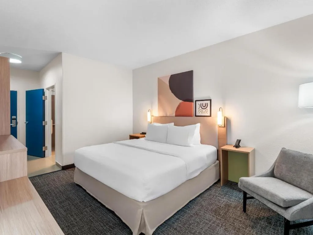 Bed in Spark by Hilton Ann Arbor South