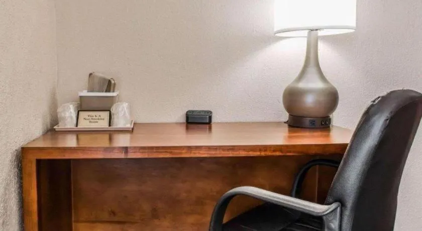 Quality Inn Waynesburg - Morrisville