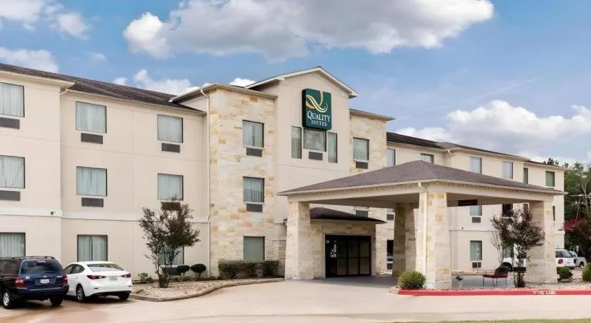 Quality Suites Huntsville Near University