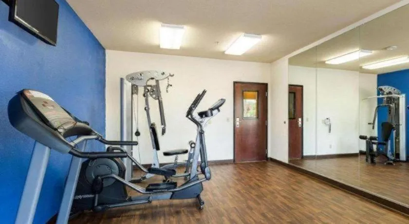 Quality Suites Huntsville Near University