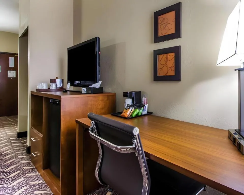 AmericInn by Wyndham Memphis East