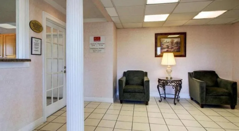 Econo Lodge Meridian South