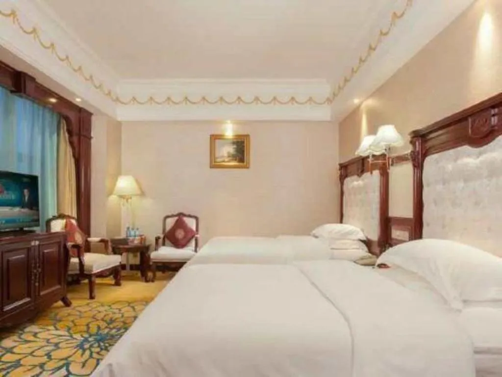 Bed in Changsha Mingchen International Hotel