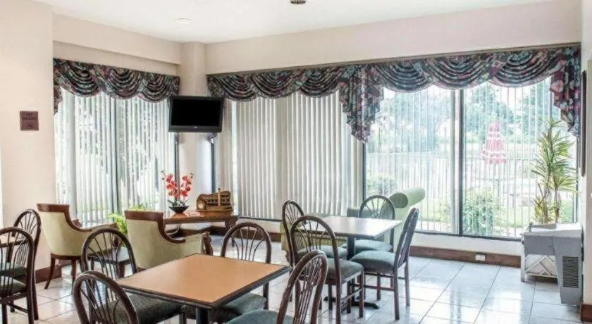 Quality Inn Marianna South