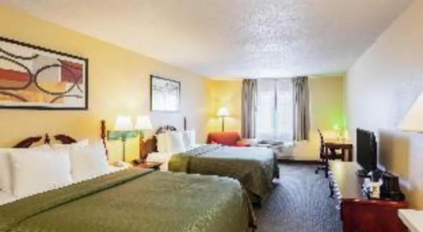 Quality Inn & Suites Lincoln North