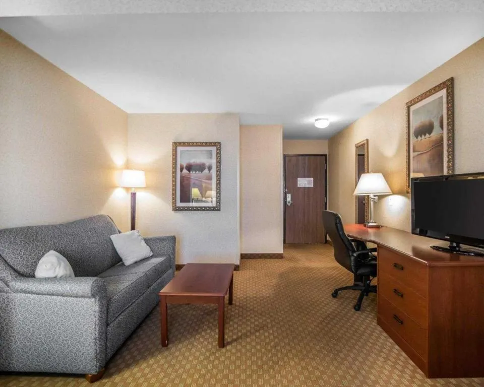 Rodeway Inn & Suites Salina South