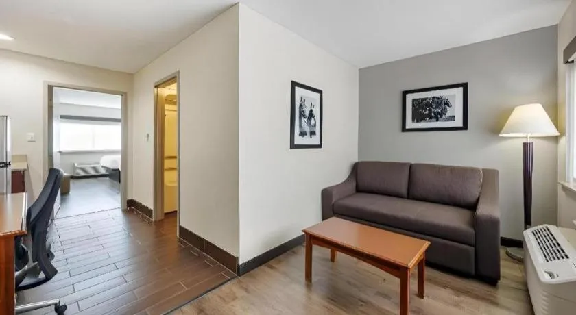 Best Western Shelbyville Inn and Suites Celebration Inn