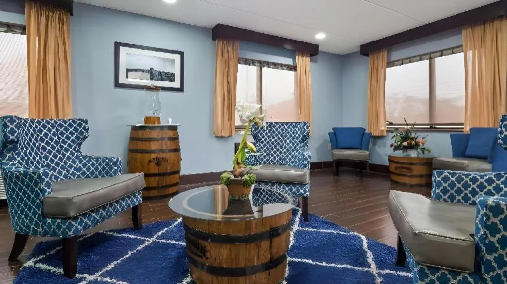 Best Western Shelbyville Inn and Suites Celebration Inn