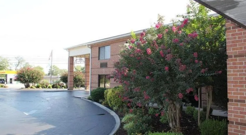 Best Western Shelbyville Inn and Suites Celebration Inn