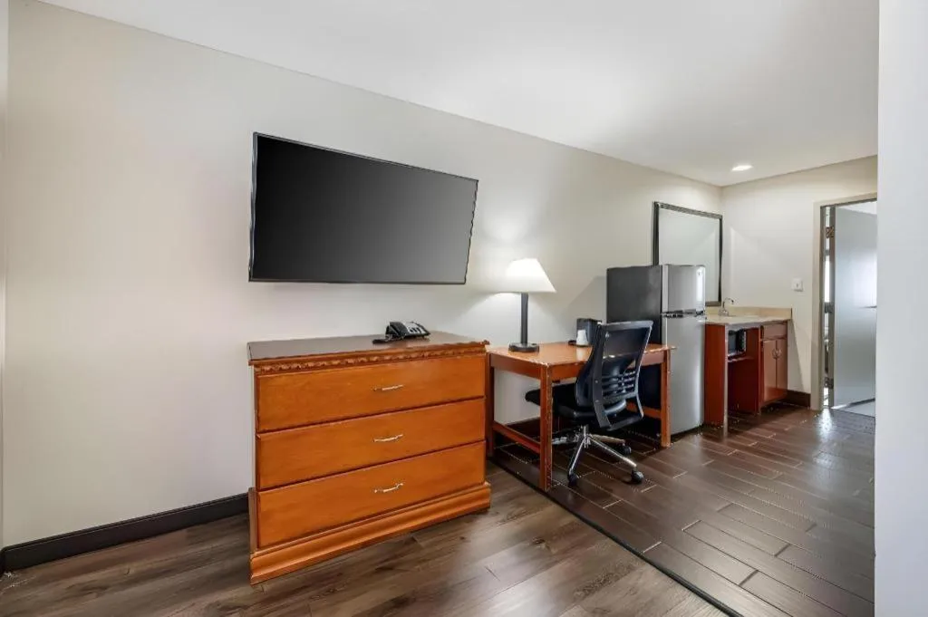 Best Western Shelbyville Inn and Suites Celebration Inn