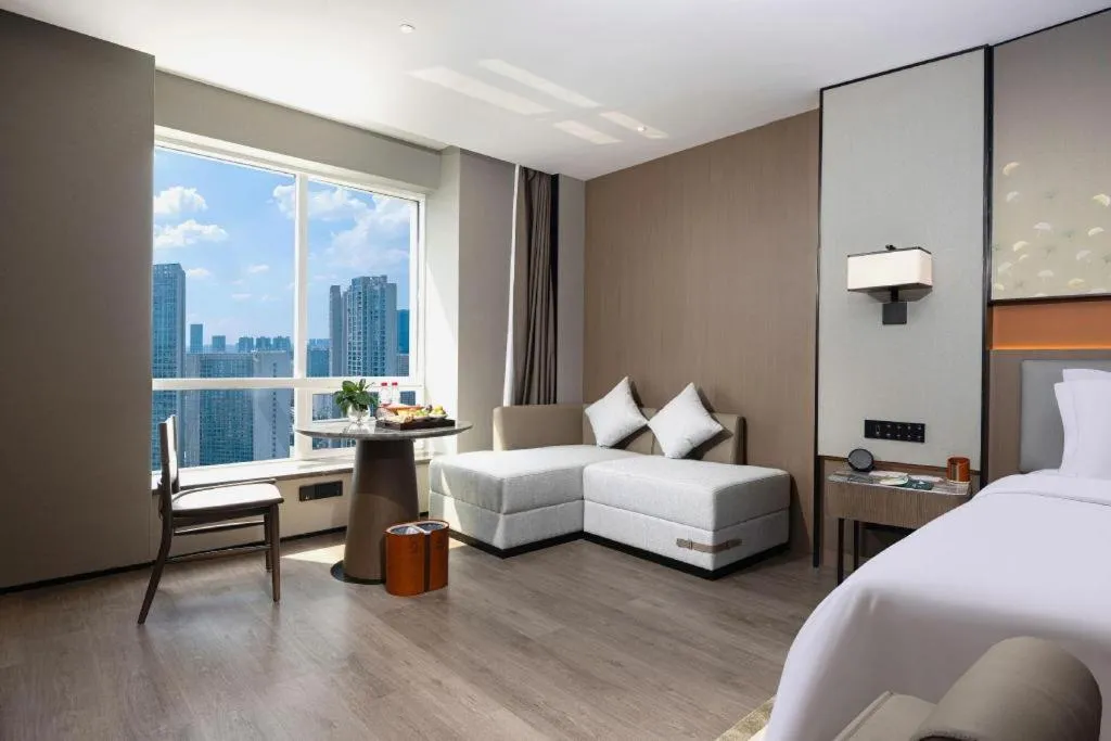 Bed in Changsha Xiaoxiang Huatian Hotel