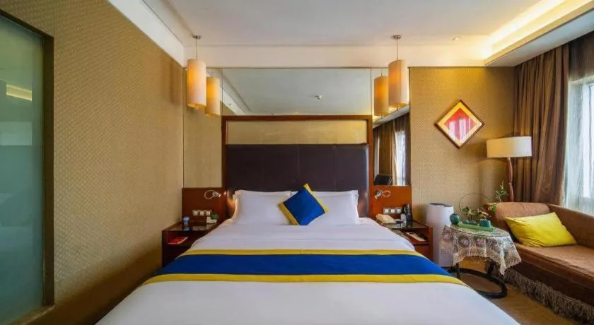 Bed in Changsha Xiaoxiang Huatian Hotel