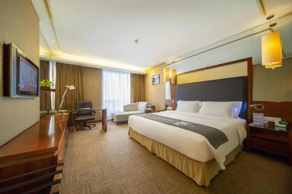 Bed in Changsha Xiaoxiang Huatian Hotel