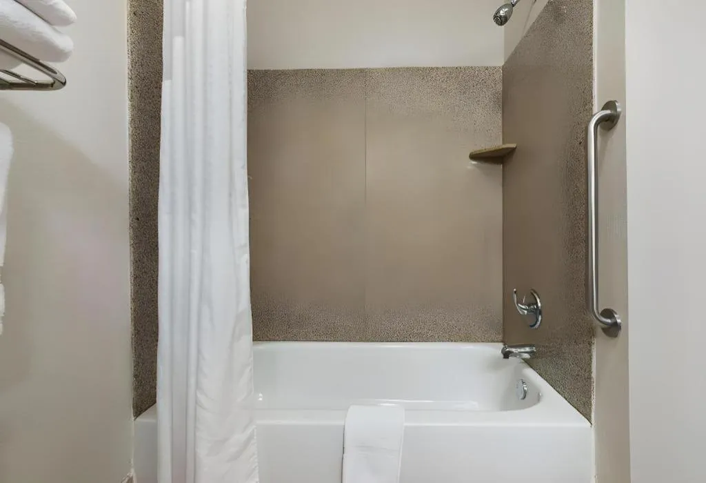 Best Western Plus DeRidder Inn and Suites