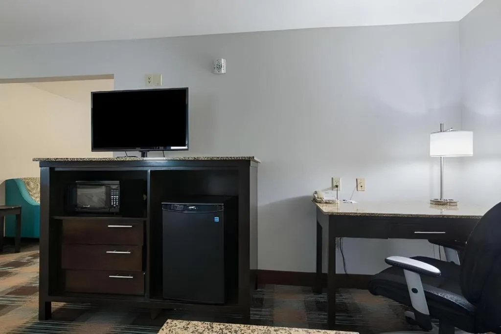 Best Western Plus DeRidder Inn and Suites