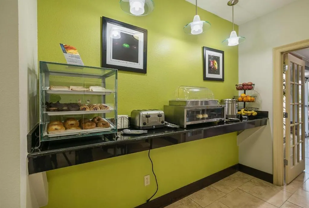 Best Western Plus DeRidder Inn and Suites