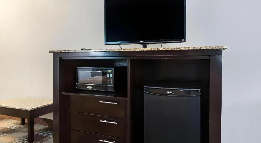 Best Western Plus DeRidder Inn and Suites