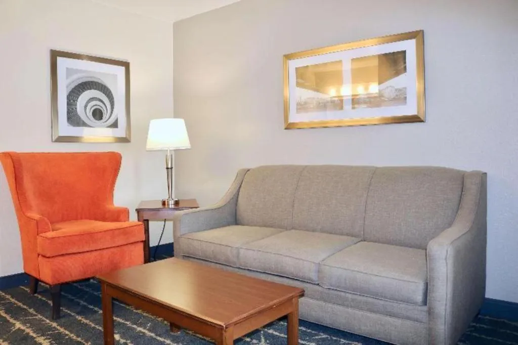 Best Western Fostoria Inn & Suites