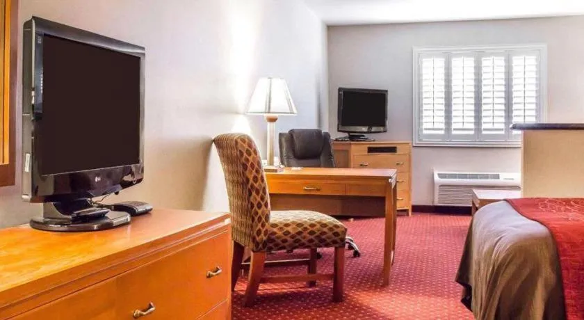 Bed in Best Western Plus Safford