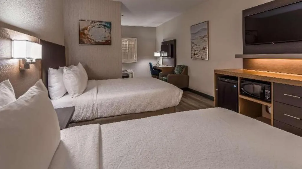 Bed in Best Western Plus Safford