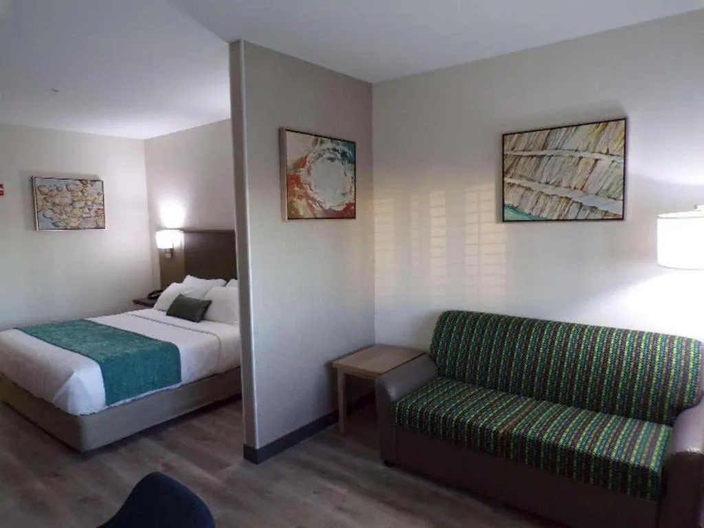 Bed in Best Western Plus Safford