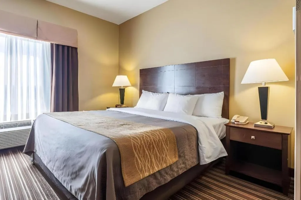 Bed in Quality Inn Clarksdale