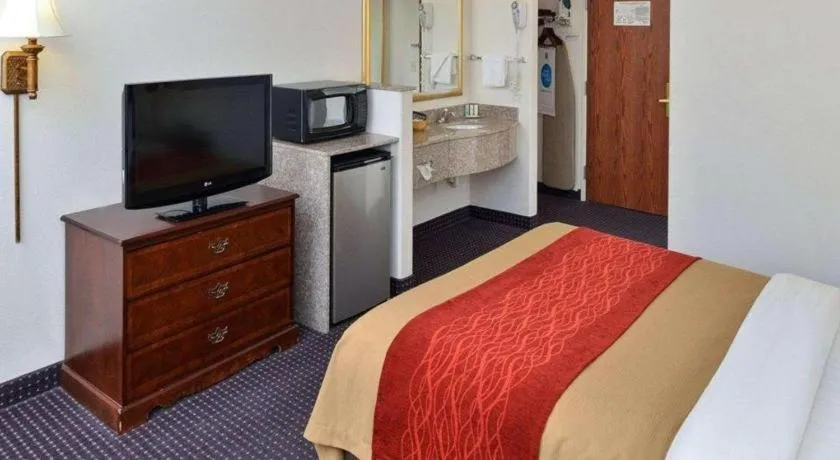 Bed in Comfort Inn & Suites