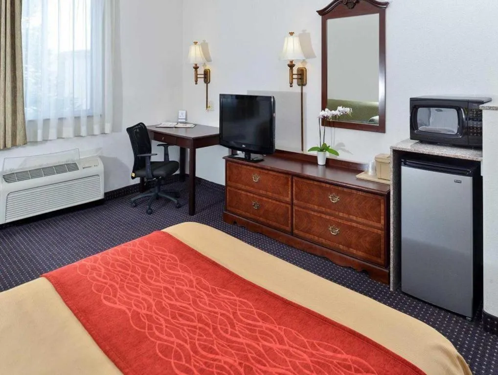 Bed in Comfort Inn & Suites