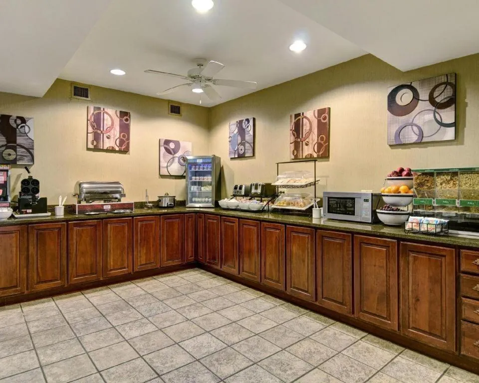 Comfort Inn & Suites Hot Springs Midtown