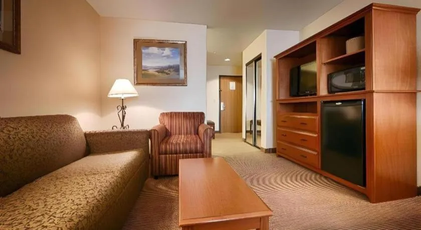 Best Western Territorial Inn & Suites