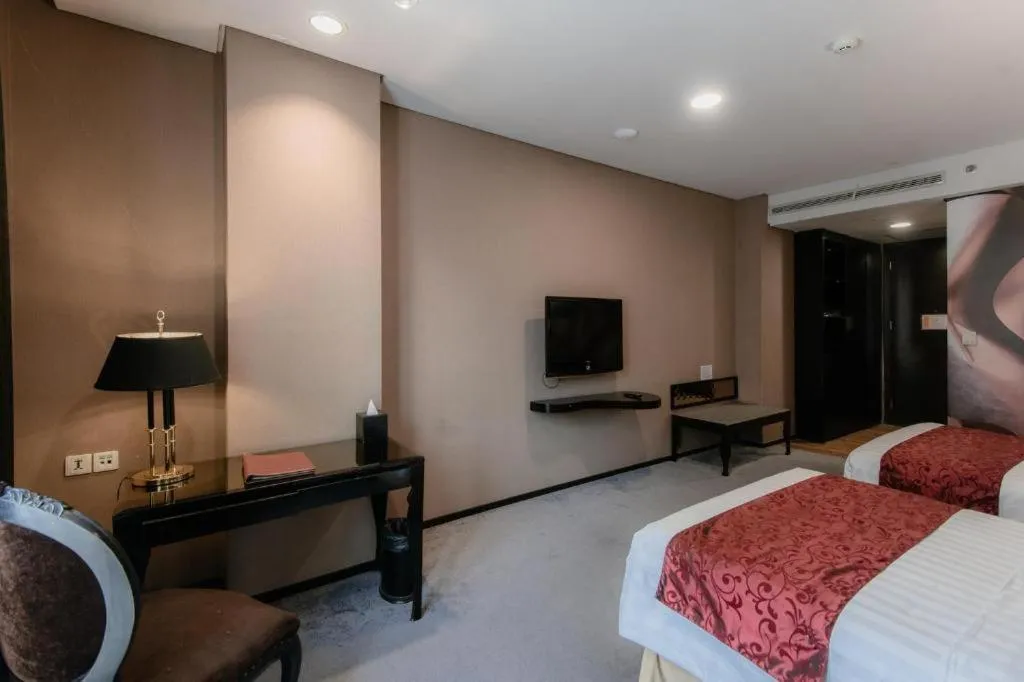 Bed in Amaroossa Bandung hotel