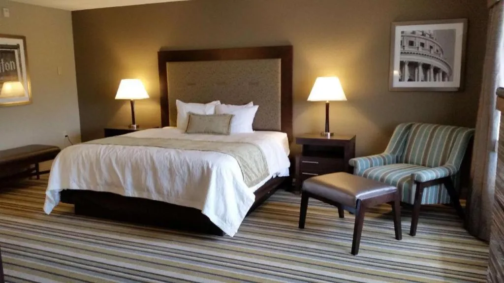 Bed in Best Western Stanton Inn