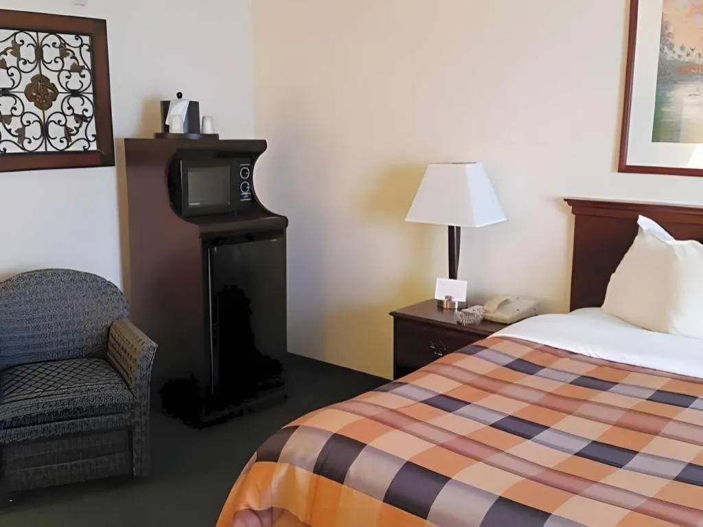 Bed in Best Western Stanton Inn