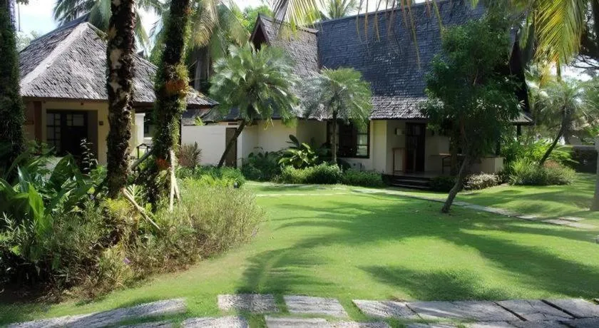 Tanjung Lesung Beach Hotel