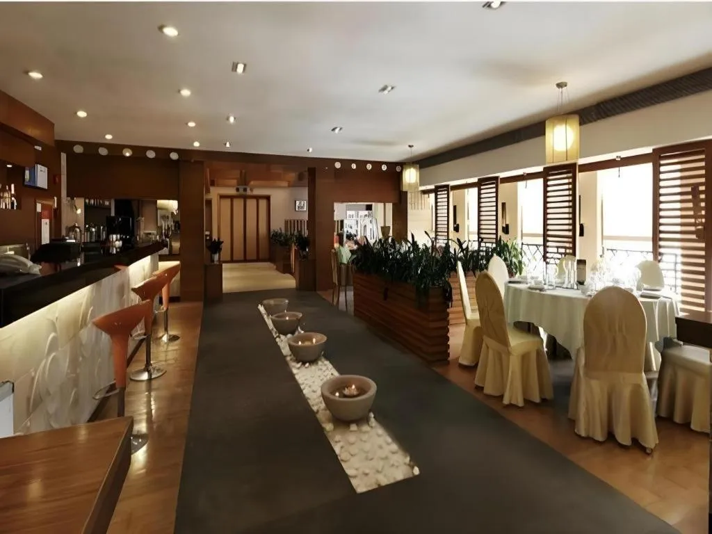 South China Laguna Hotel