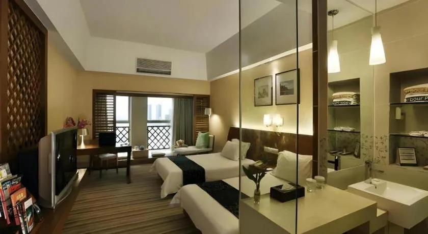 South China Laguna Hotel