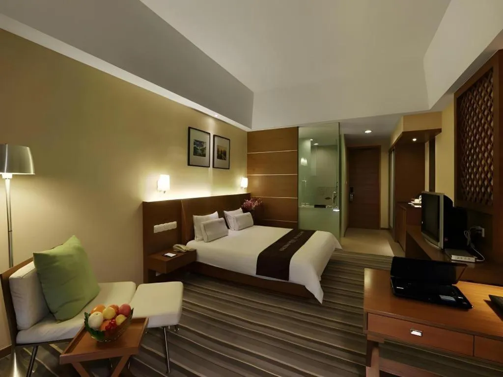 Bed in South China Laguna Hotel