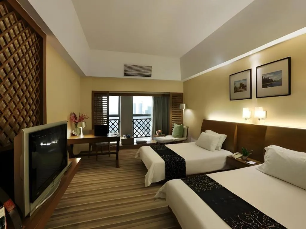 Bed in South China Laguna Hotel