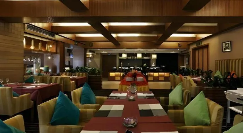 South China Laguna Hotel