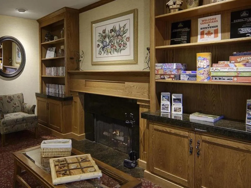 Quality Inn & Suites Detroit Lakes