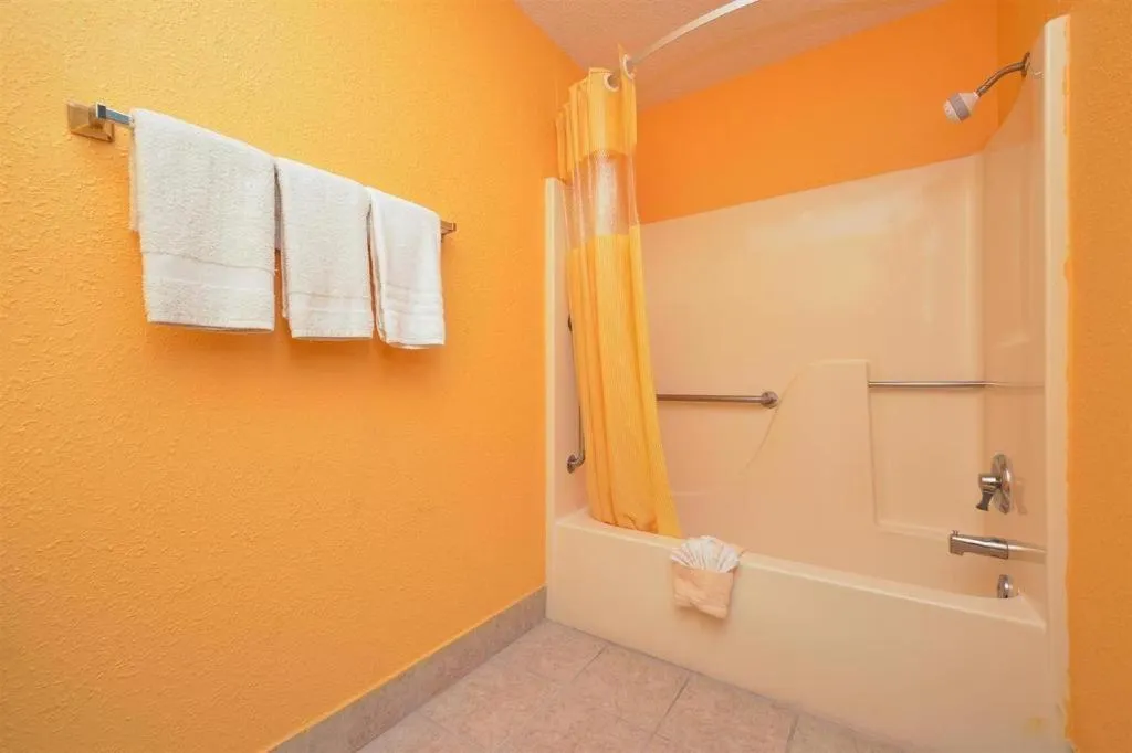 Americas Best Value Inn Canton, NC