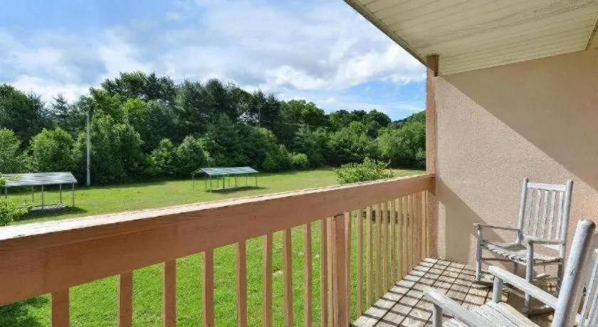 Americas Best Value Inn Canton, NC